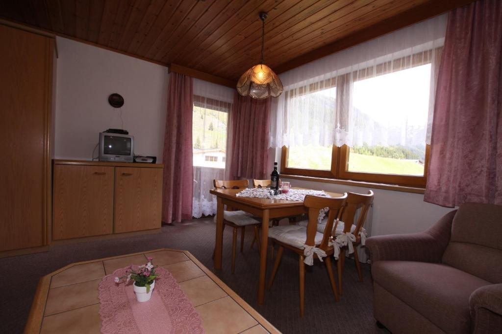 Landhaus Tschafein Galtür Esterno foto